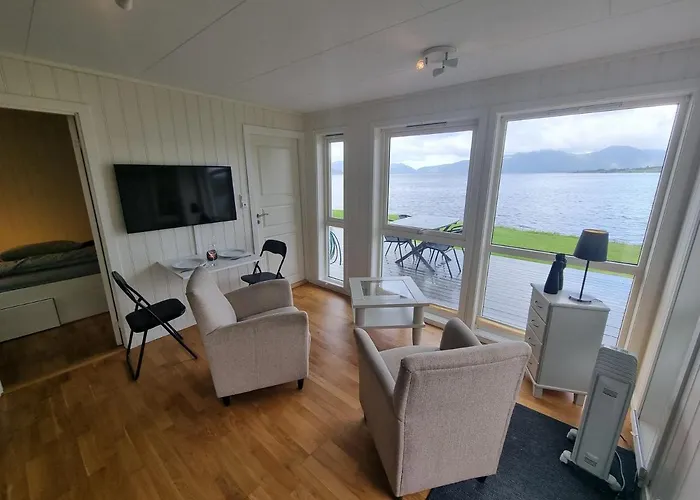 Ved Sjoen Hébergement de vacances Tomra